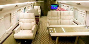 Challenger 600 cabin interior for Los Angeles charter