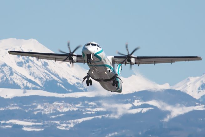 ATR 72F cargo aircraft for Los Angeles private jet charter