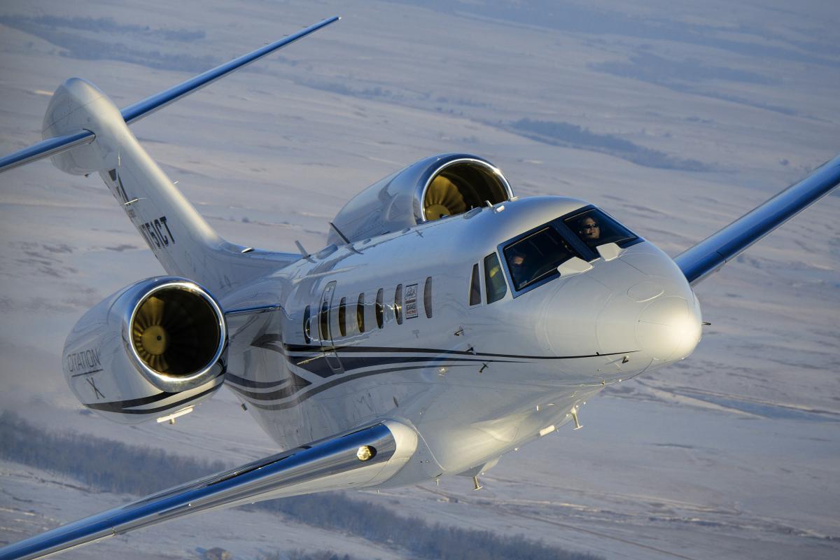 Citation X / 10 super midsize jet view 3 for Los Angeles charter