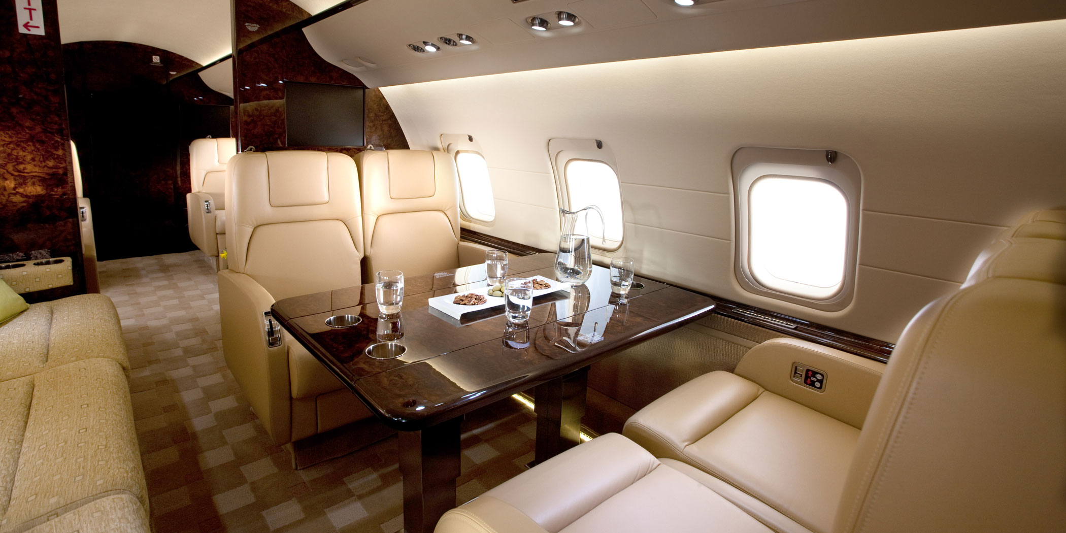 Challenger 850 cabin interior for Los Angeles charter