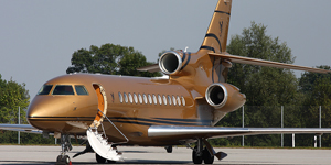 Falcon 7X long range jet view 2 for Los Angeles charter